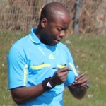 Maxime Nvondo Kiala pfeift Eröffnungsspiel gegen Dröschede